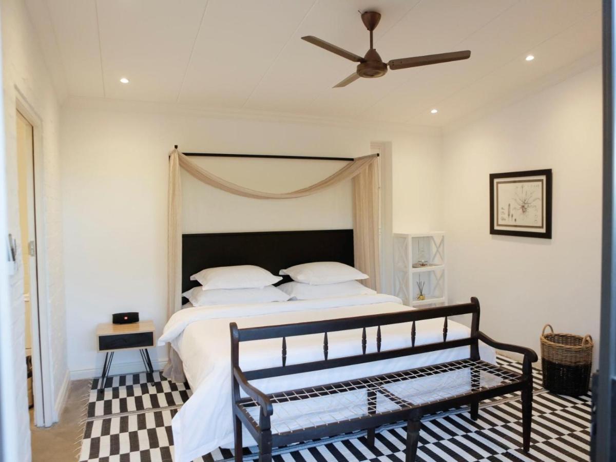 Liedjiesbos Urban Olive Farm Bed & Breakfast Bloemfontein Exterior foto