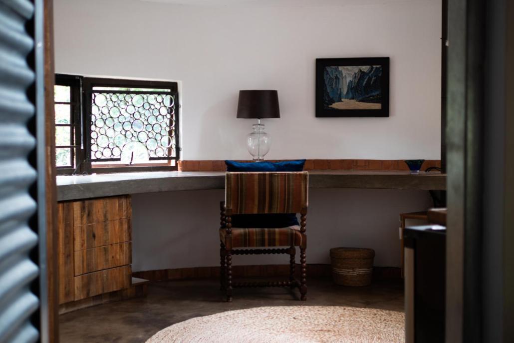 Liedjiesbos Urban Olive Farm Bed & Breakfast Bloemfontein Exterior foto