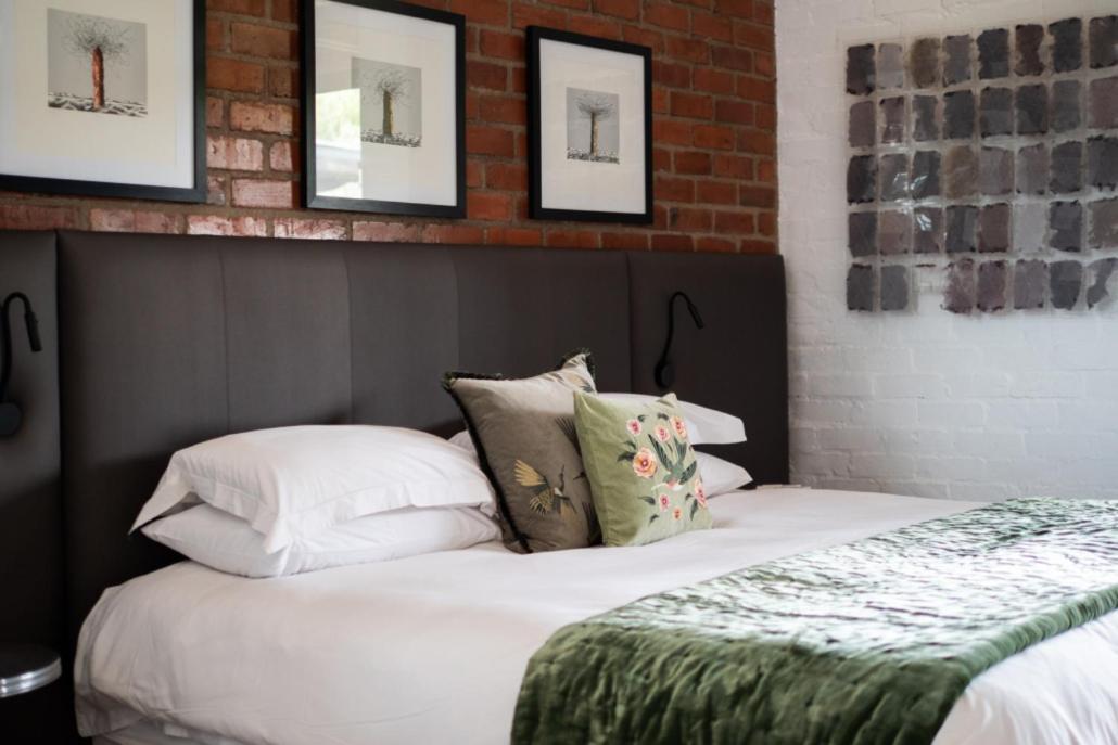 Liedjiesbos Urban Olive Farm Bed & Breakfast Bloemfontein Exterior foto