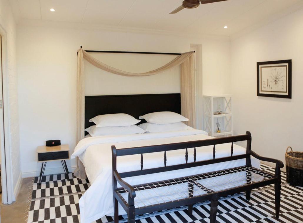 Liedjiesbos Urban Olive Farm Bed & Breakfast Bloemfontein Exterior foto